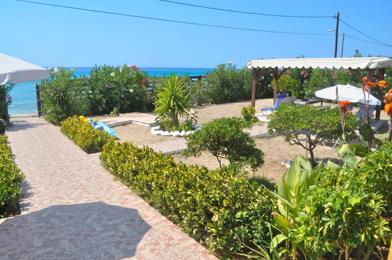 Beachfront Vacation Home Eftichia Άγιος Γόρδιος Εξωτερικό φωτογραφία
