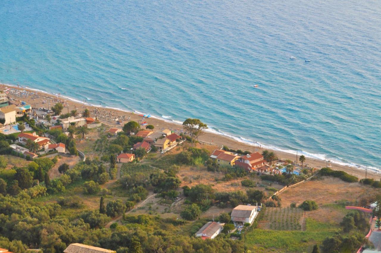 Beachfront Vacation Home Eftichia Άγιος Γόρδιος Εξωτερικό φωτογραφία